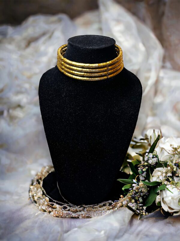 Zari Spring Choker
