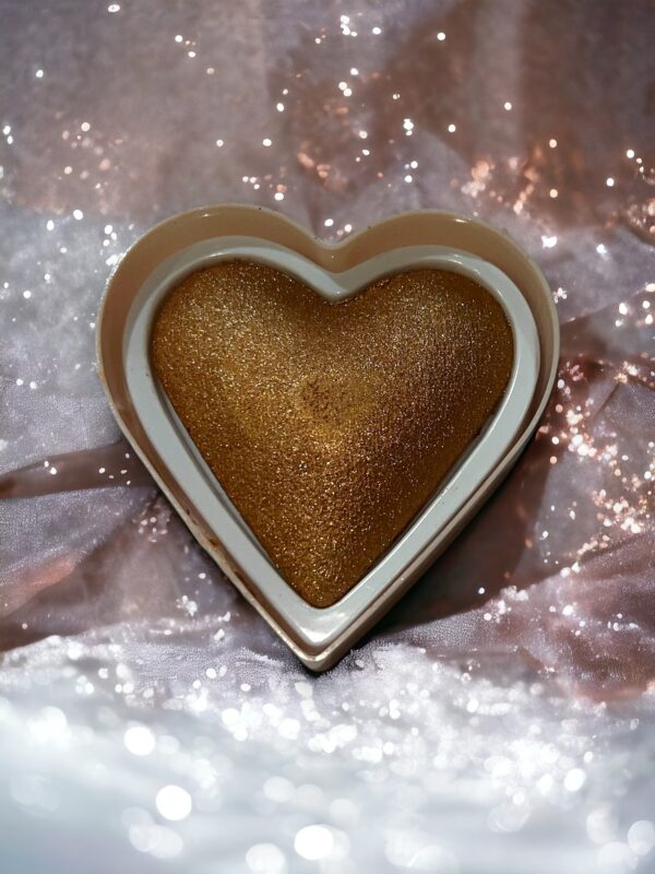 Bronzer Heart Eyeshadow Highlighter - Image 2