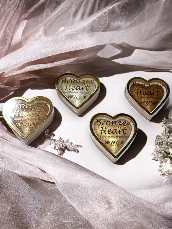 Bronzer Heart Eyeshadow Highlighter
