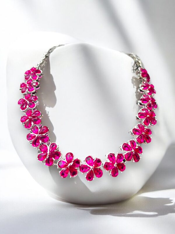 Flower Neckcace - Image 2