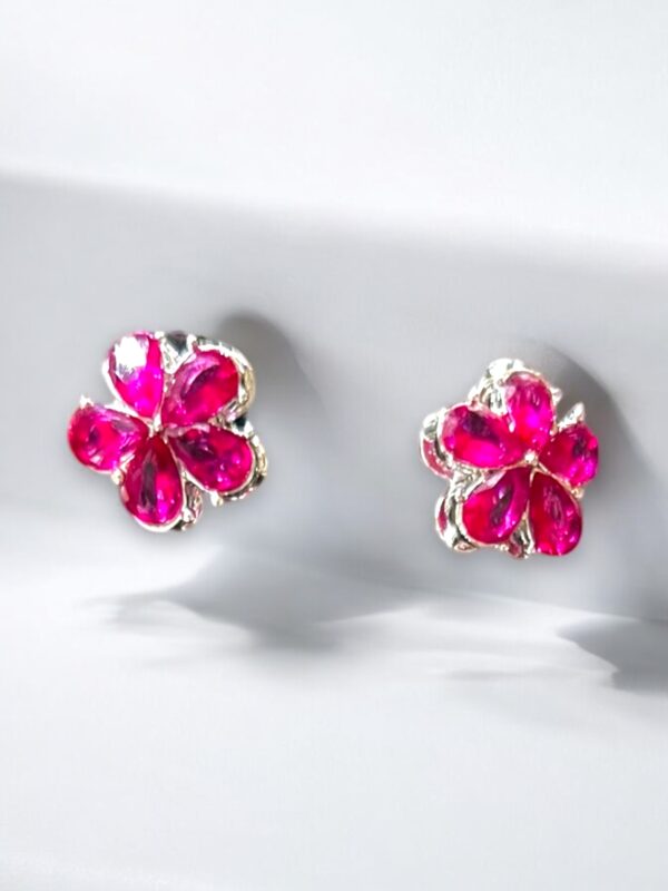 Flower Neckcace - Image 3