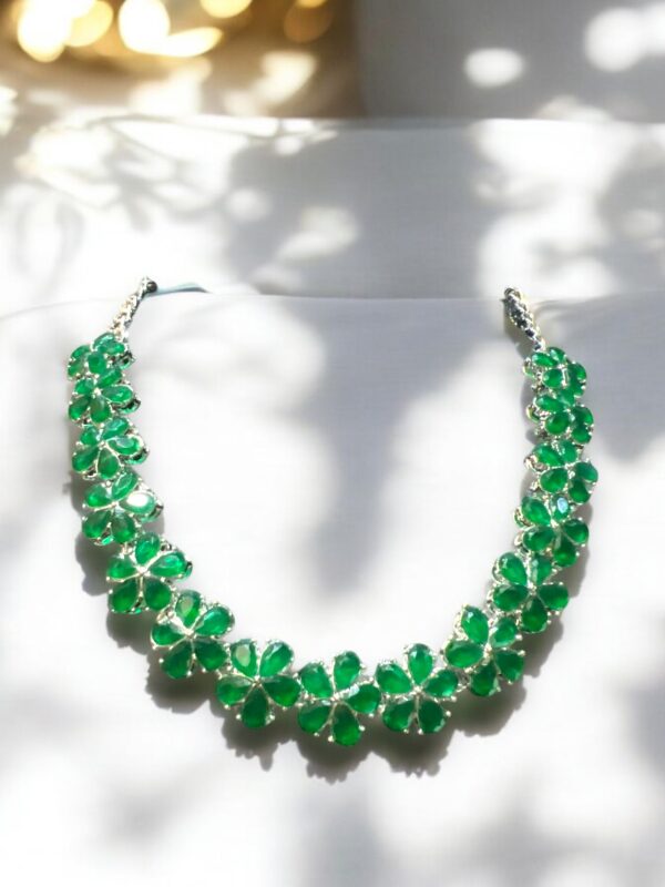 Flower Neckcace - Image 5