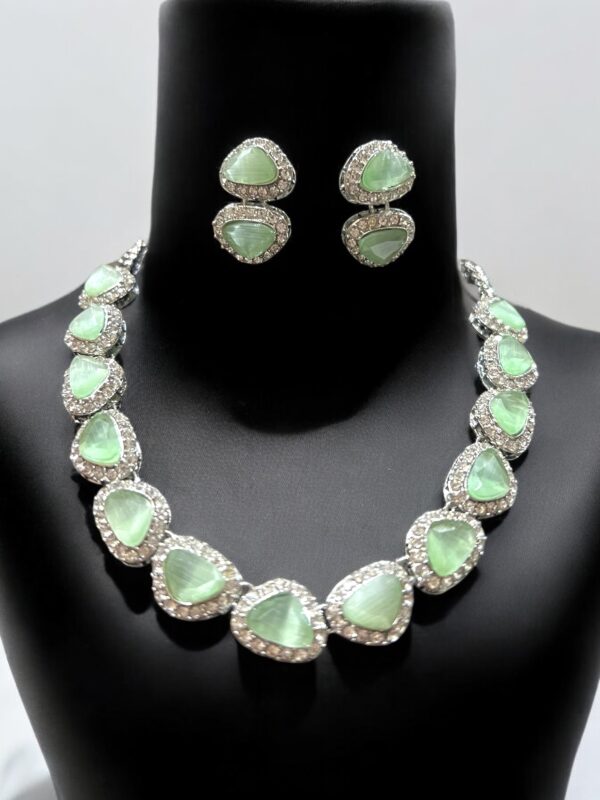 Seas Necklace