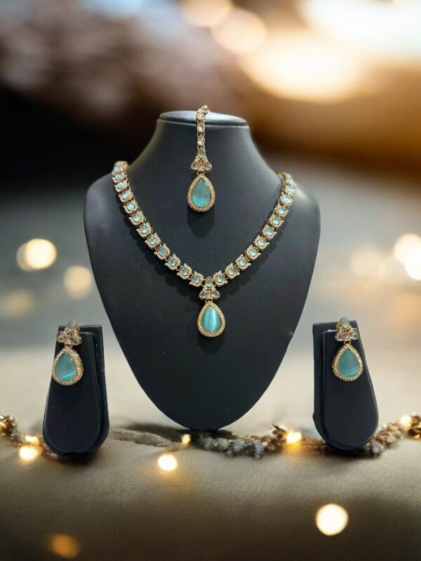 Mystic Glow Necklace - Image 5