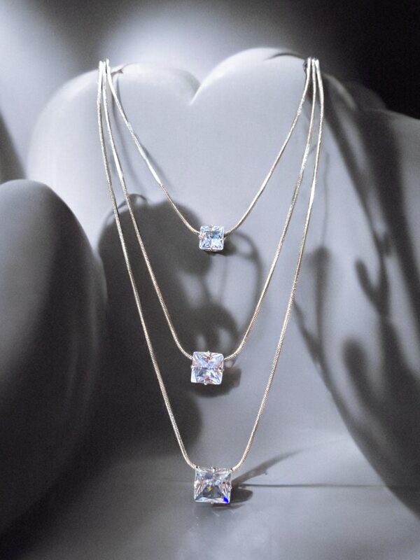 Dazzle Dots Chain - Image 3
