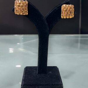 Essence Studs