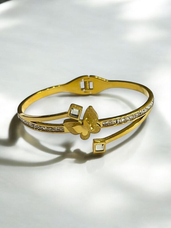 Flies bracelet